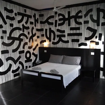 Hotel Stupido