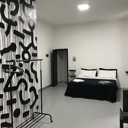 Hotel Stupido