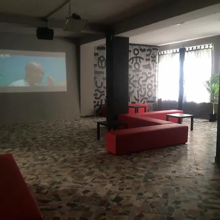 Hotel Stupido
