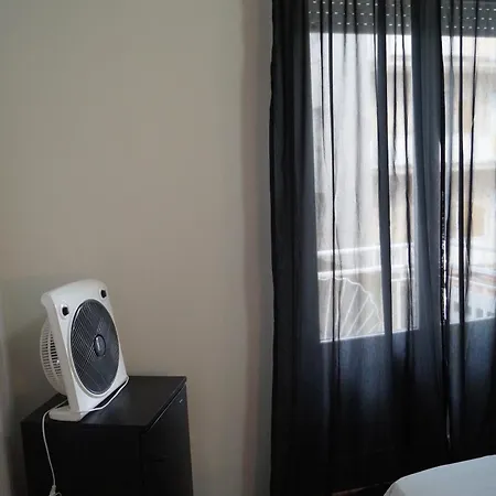 酒店 Stupido 里米尼